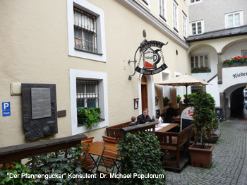 Foto Gasthaus Wilder Mann Salzburg Der Pfannengucker Dr. Michael Populorum