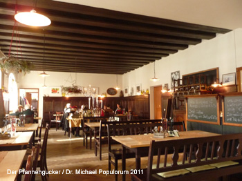 Restaurant Kapuzinerhof in Laufen. Dr. Michael Populorum ist "Der Pfannengucker"