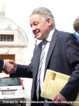 Foto Landesausstellung 2010 Grieskirchen Schloss Parz, LH Dr. Phringer, Kulturreferent des Landes O,  im Rahmen der Erffnung - Publizist Dr. Michael Populorum - www.populorum.de